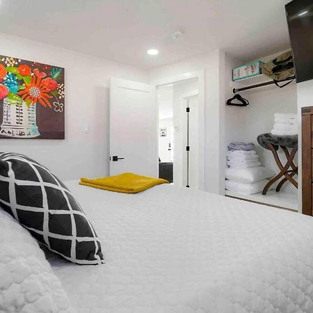 فيلا Sleeps 16 - 15 Min/Downtown, 10 Min/Medical Center آرورا المظهر الخارجي الصورة